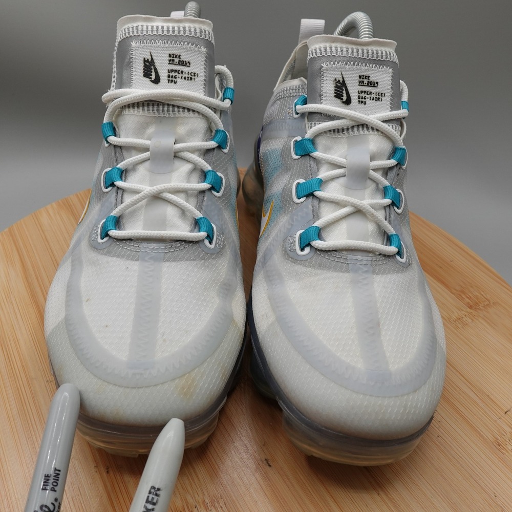 Nike Shoes Mens 7 White Air VaporMax 2019 Wolf Grey Running Sneaker CI1240-102 - Picture 2 of 9